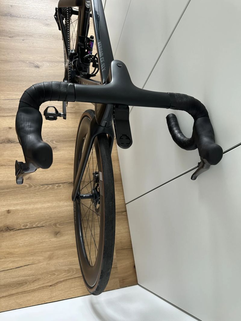 Canyon AEROAD CF SLX 8 DI2