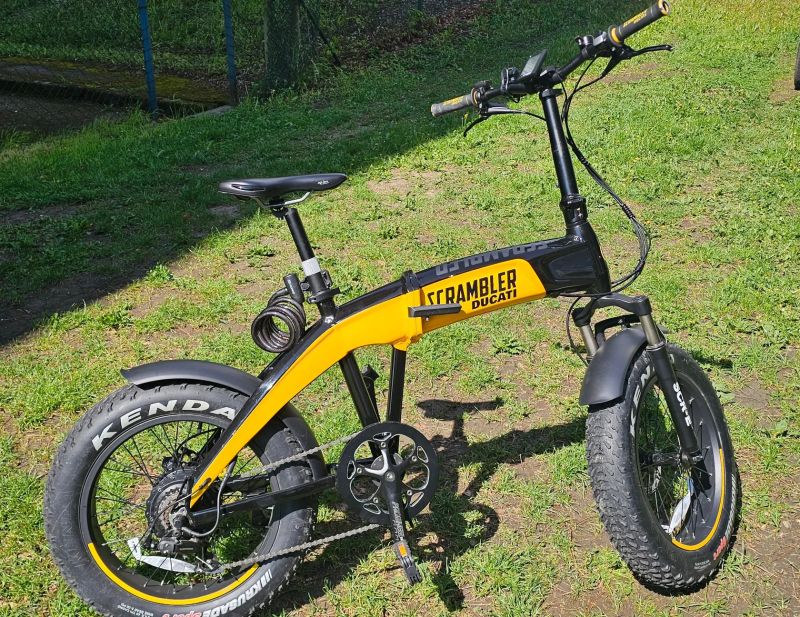 Skládací elektrokolo ducati scrambler 
