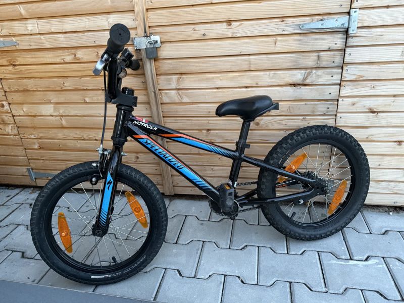 Specialized HotRock 16"