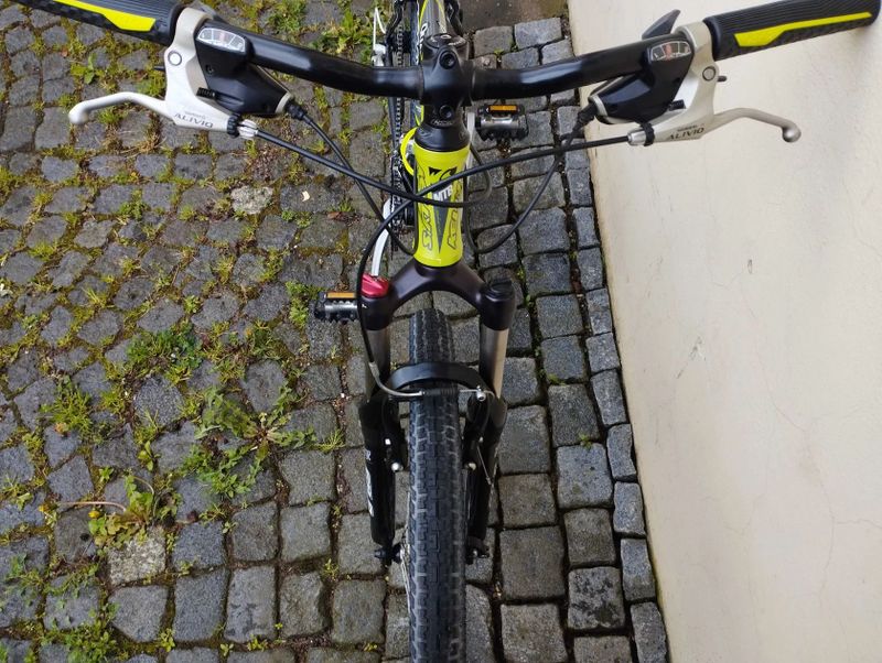 horské kolo Kellys QUARTZ, rám 17", po servisu, pro výšku 160-175cm, jako nové