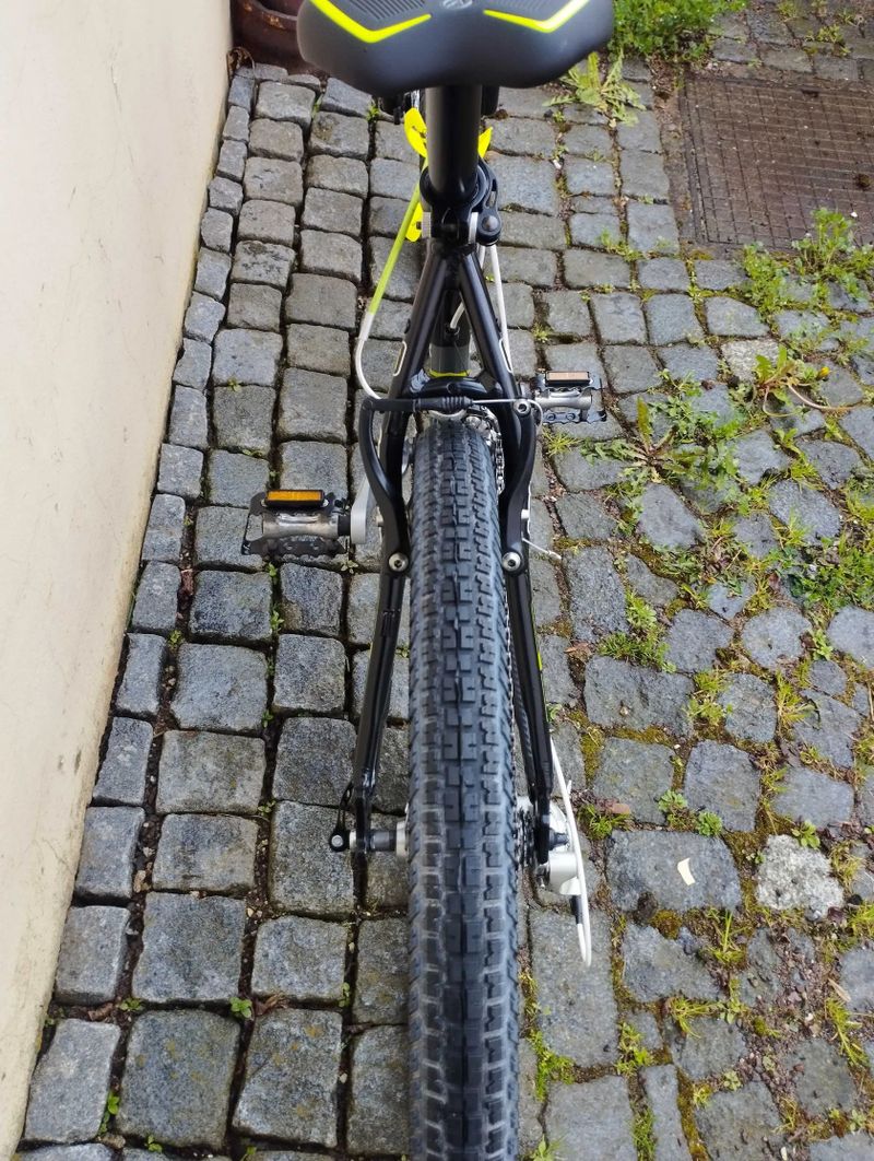 horské kolo Kellys QUARTZ, rám 17", po servisu, pro výšku 160-175cm, jako nové