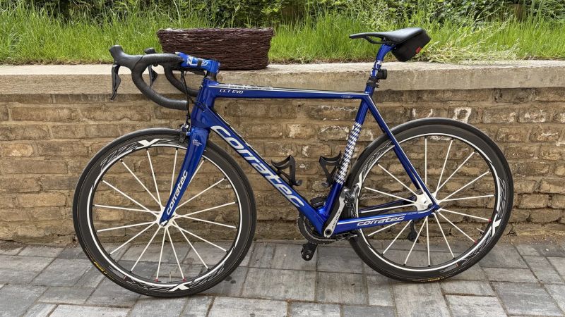 Corratec CCT EVO Team Edition – Dura-Ace Di2 – Po velkém servisu (8 000 Kč)