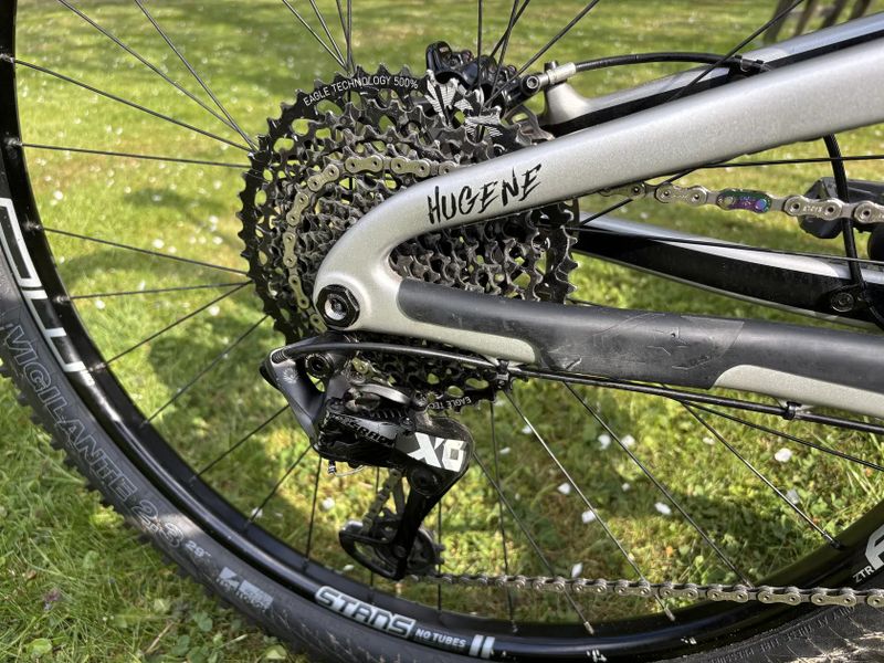 Propain Hugene CF