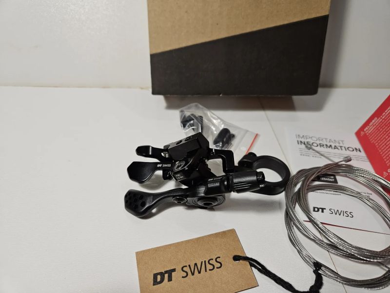 páčka zamykání vidlice DT Swiss L3 Singlestage