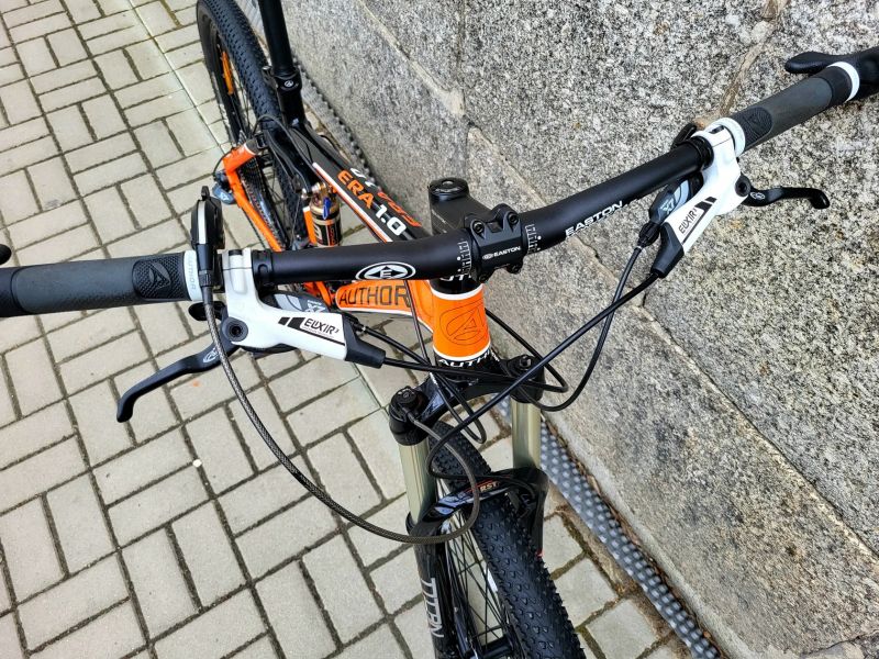 AUTHOR ERA 1.0 CELOODPRUŽENÉ SRAM X7/RST TITAN RLO/SR EPICON LO/vel. M 17"