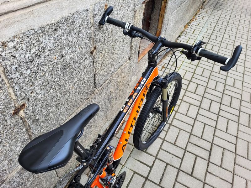 AUTHOR ERA 1.0 CELOODPRUŽENÉ SRAM X7/RST TITAN RLO/SR EPICON LO/vel. M 17"