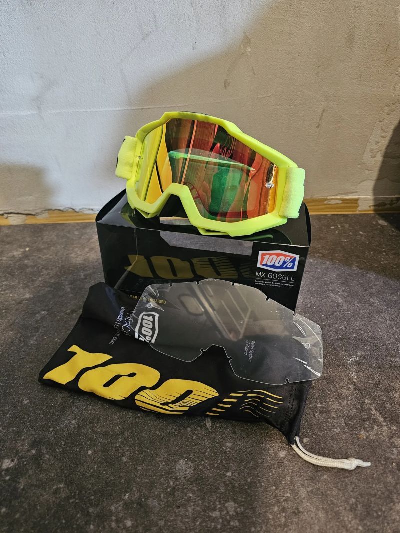 Prodám helmu Bell Super 2R Mips