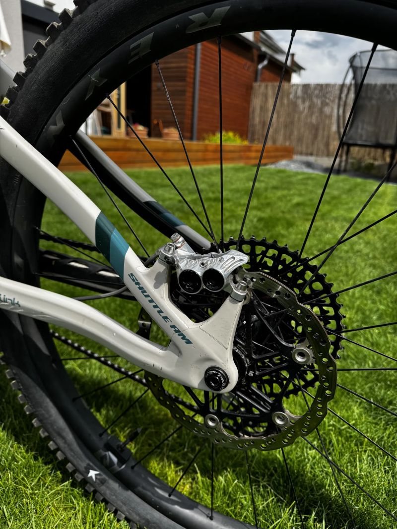 Pivot Shuttle AM (PRO X0)
