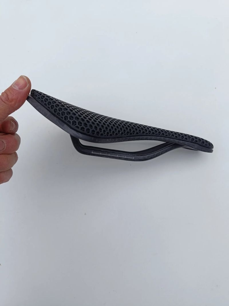 Prodám sedlo 3D tisk a karbon