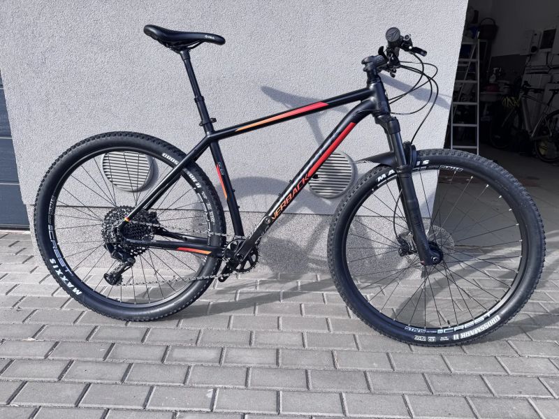 Silverback Sola1 29” L – SRAM GX Eagle, Deore, RockShox Recon