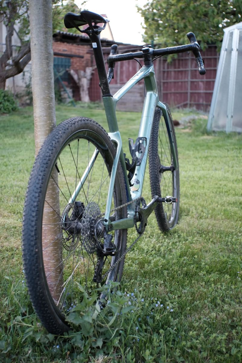 Giant Revolt Advanced Pro