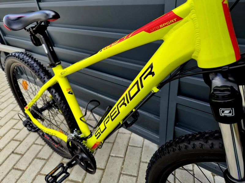 (99) Horské hliníkové kolo Superior 27,5"