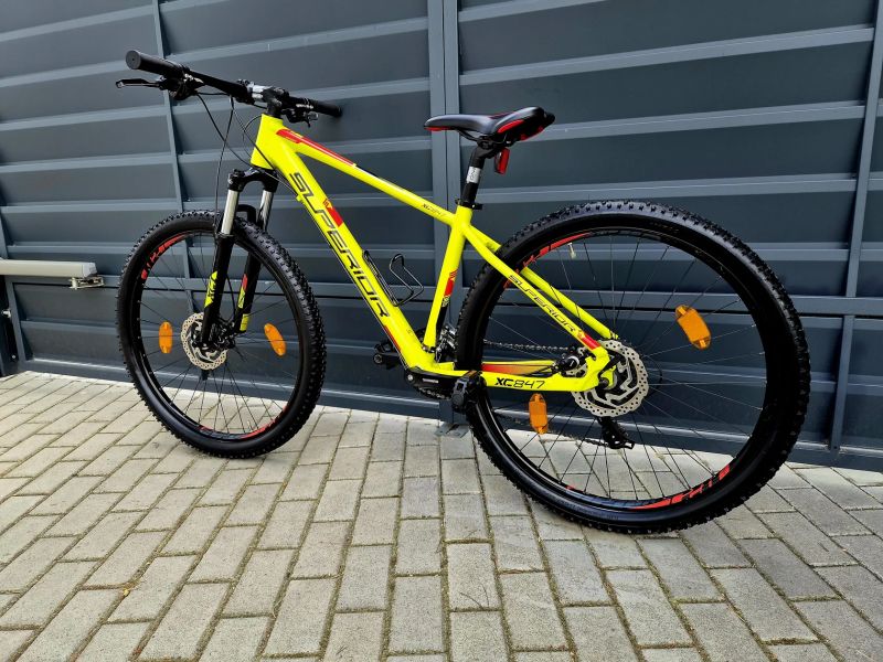 (99) Horské hliníkové kolo Superior 27,5"