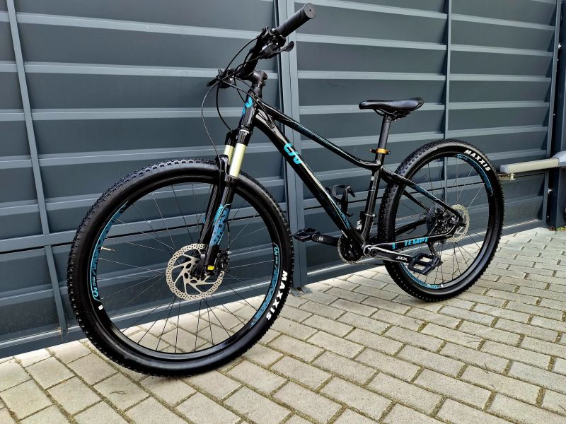 (100)Dámské/Dívčí horské kolo Liv Air 27,5" 2x11