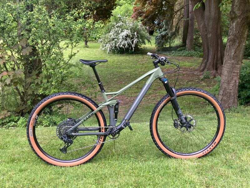 Cube Stereo 120 HPC carbon vel M