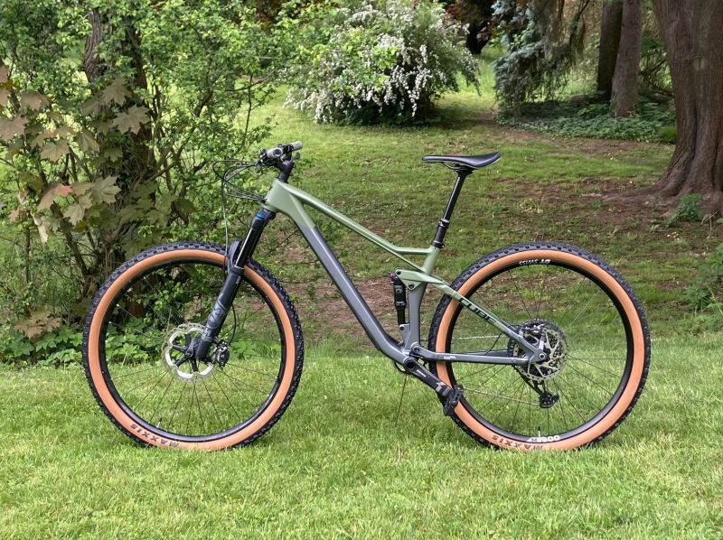 Cube Stereo 120 HPC carbon vel M