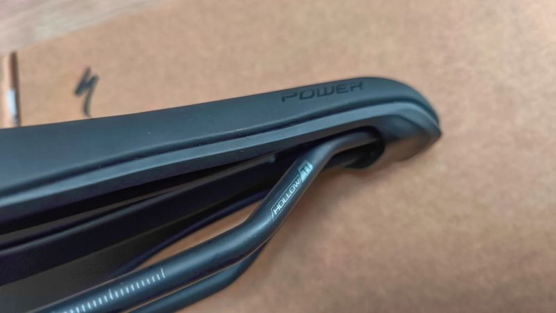 Sedlo Specialized Power Comp + omotávka SUPACAZ Super Sticky Kush