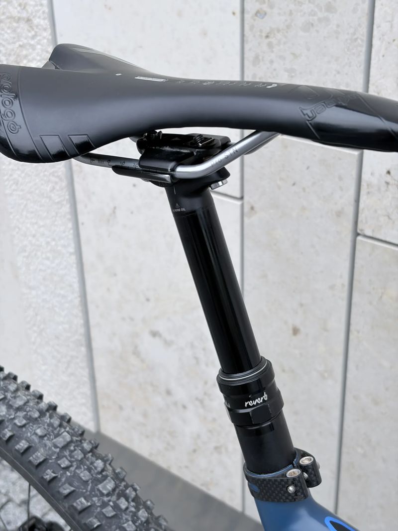 Celopéro značky Merida model One-Twenty 7.8000