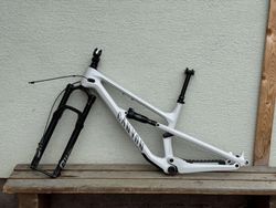Canyon Spectral 125 CF 8 - FRAMESET