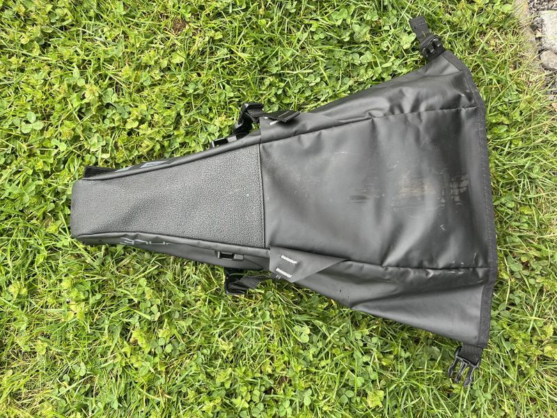 Brašny, vaky pod sedlo. Bikepacking