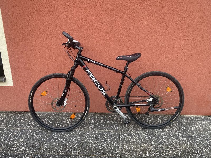 Focus trekingové crossové kolo vel. S, 28" ALU