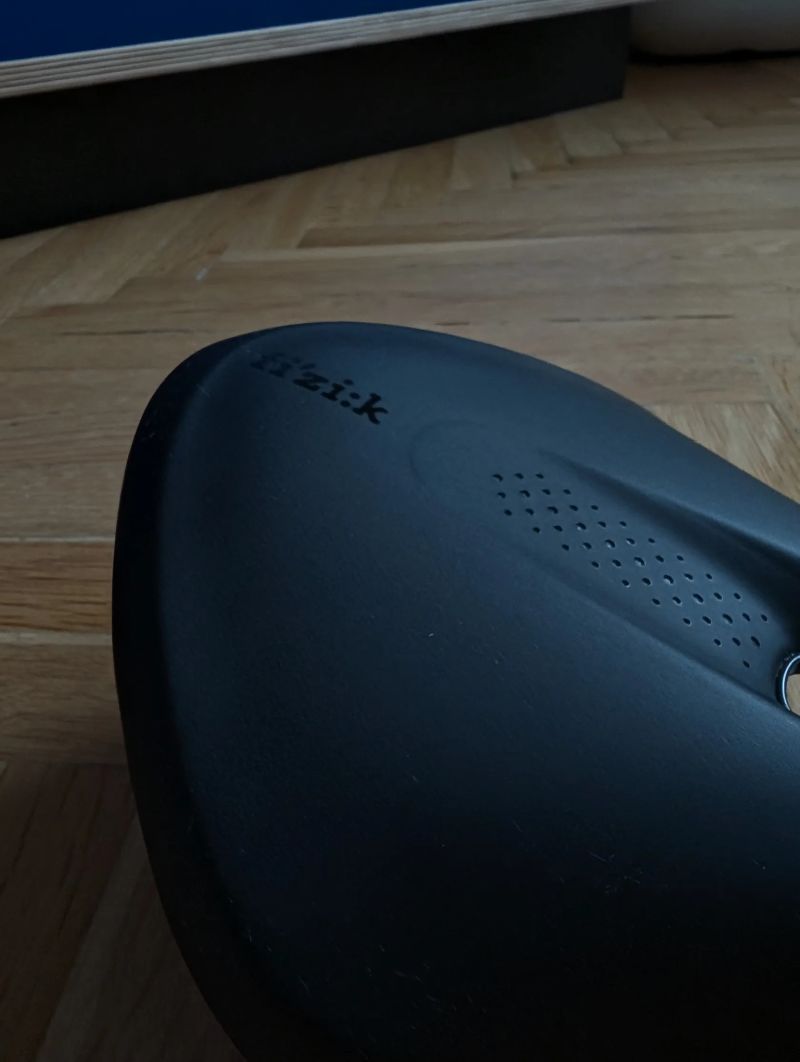 FIZIK sedlo Tempo Aliante R1