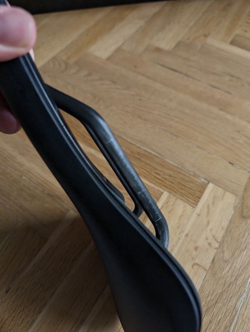 FIZIK sedlo Tempo Aliante R1