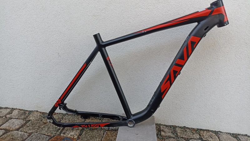 Rám SAVA velikost M na 29" kola.