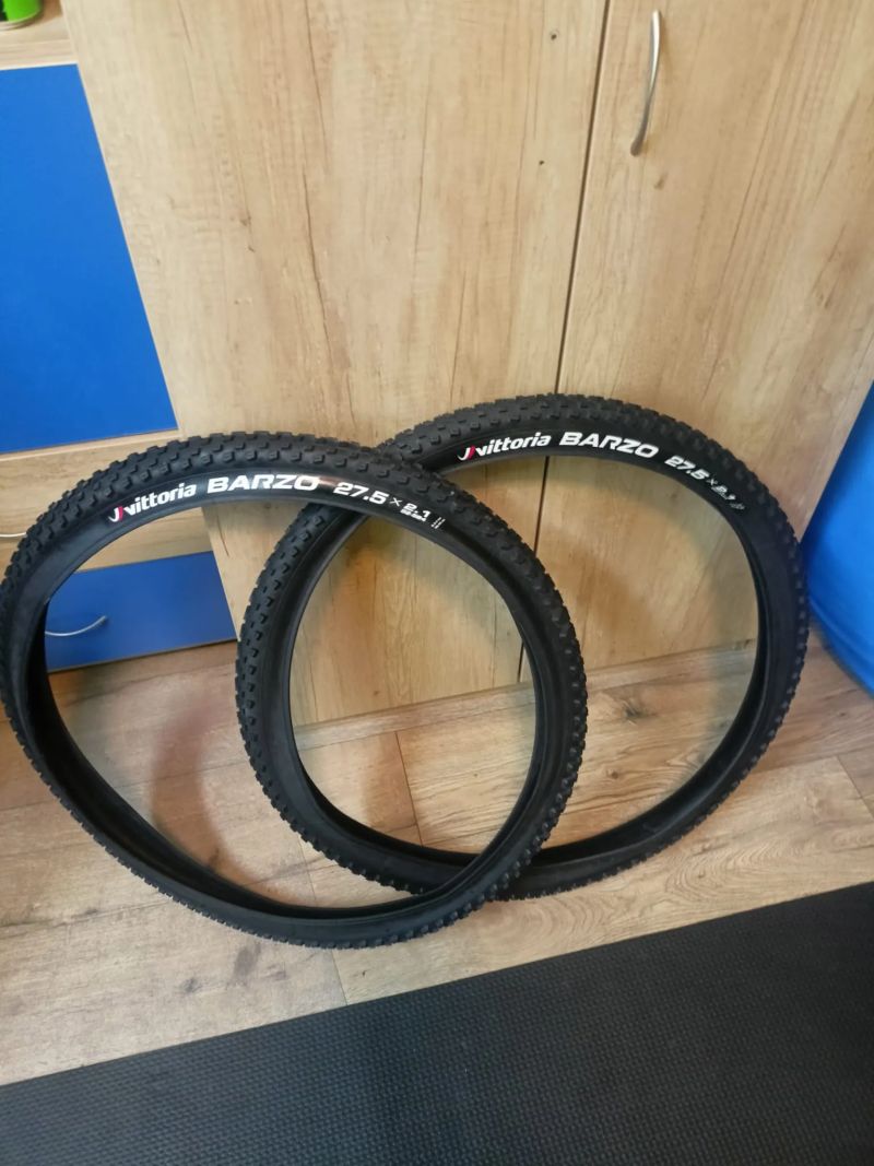 Vittoria Barzo 27.5 × 2.1 2 kusy