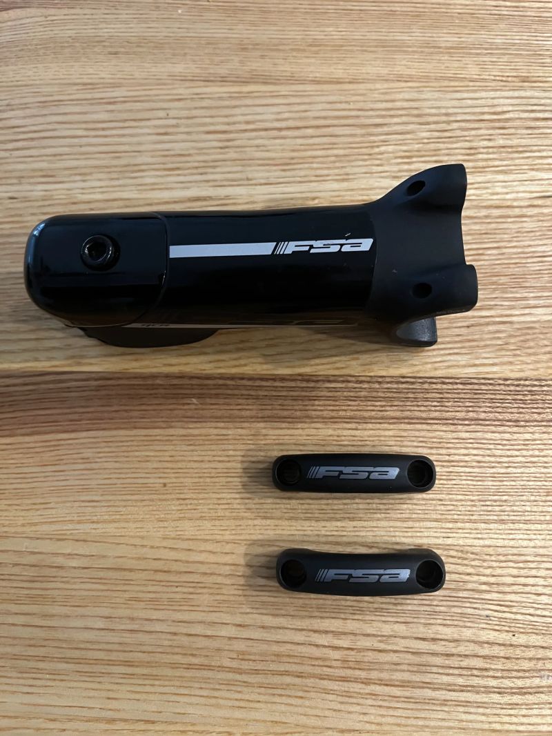 karbonová silniční řídítka FSA SL-K UD Carbon Compact 440mm včetně představce FSA