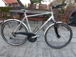 Trekingové kolo pegasus