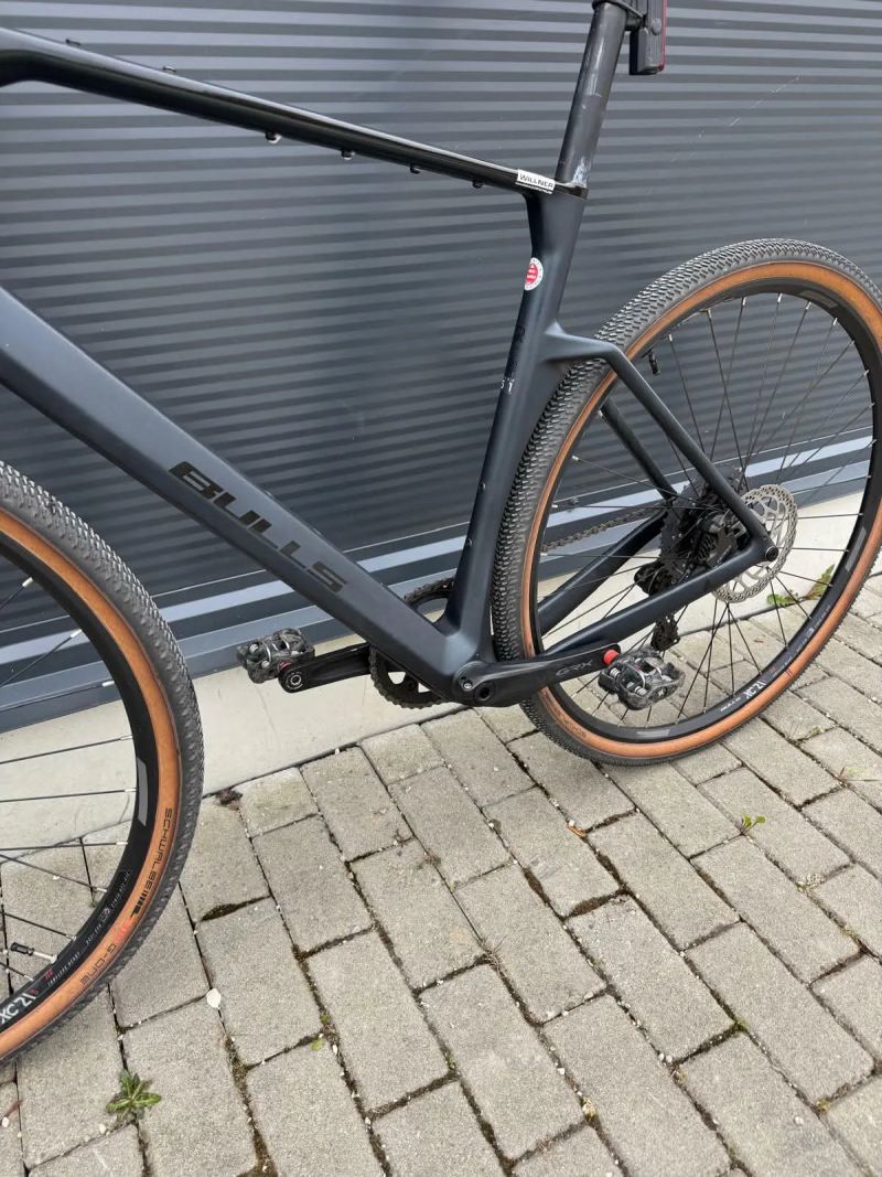Gravel Bulls Machete Carbon velkost L