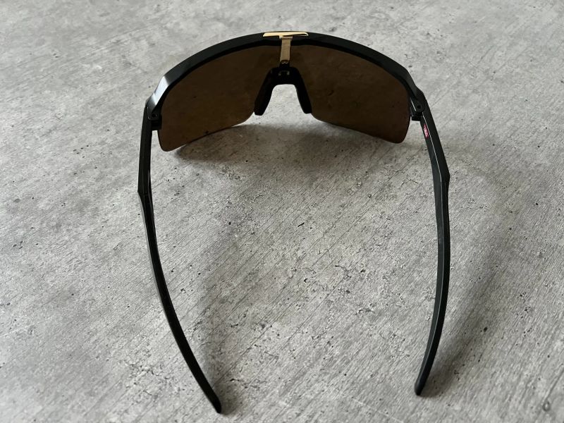 Slunecni bryle Oakley Sutro Lite