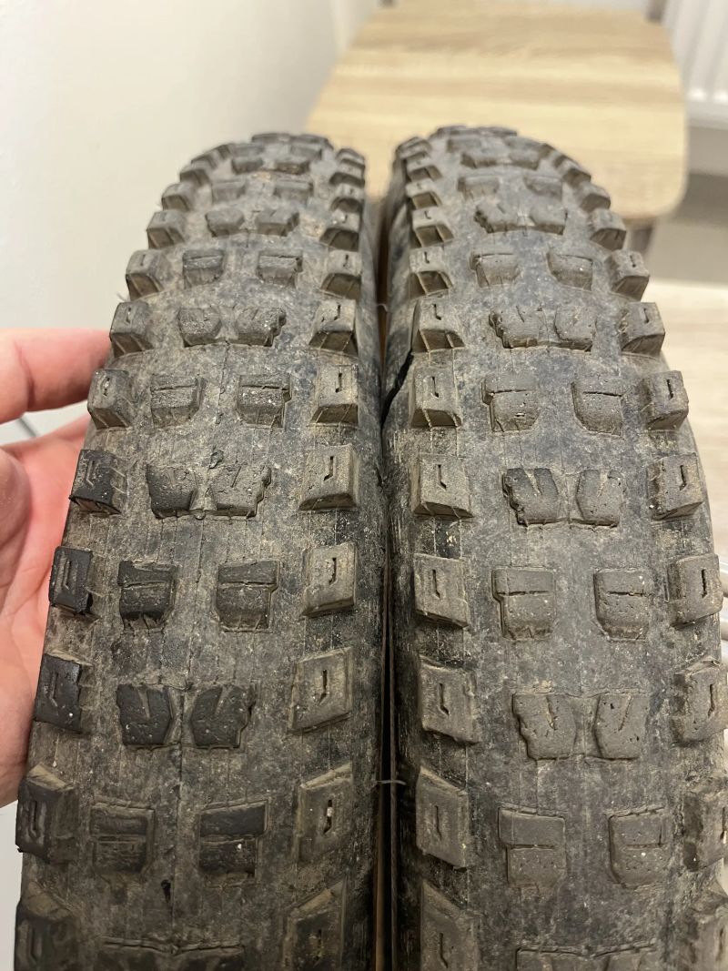 Specialized butcher 2.6” T9