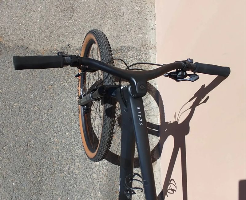 Scott Scale RC Team Issue AXS