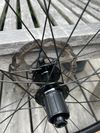 Kola Bontrager Paradigm tlr 23 vč. Plášťů Girona 700 x42c