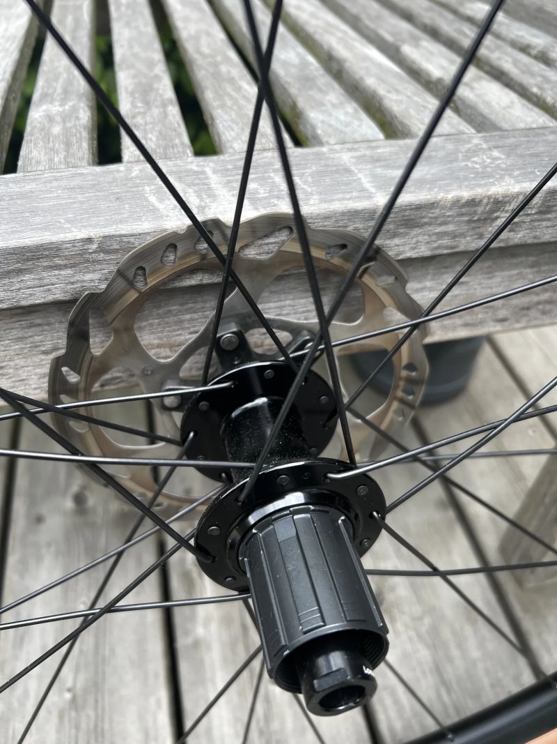 Kola Bontrager Paradigm tlr 23 vč. Plášťů Girona 700 x42c