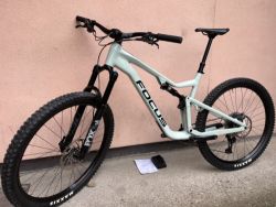 Zánovní enduro Focus Jam 6.9 Sky Grey 29"