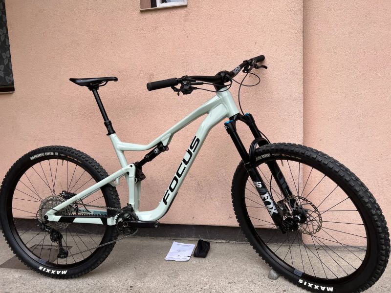 Zánovní enduro Focus Jam 6.9 Sky Grey 29"