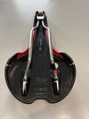 Sada 4 ks sedel (Kocevlo Carbon 122g, Fizik Antares R5, Selle Italia, Merida)