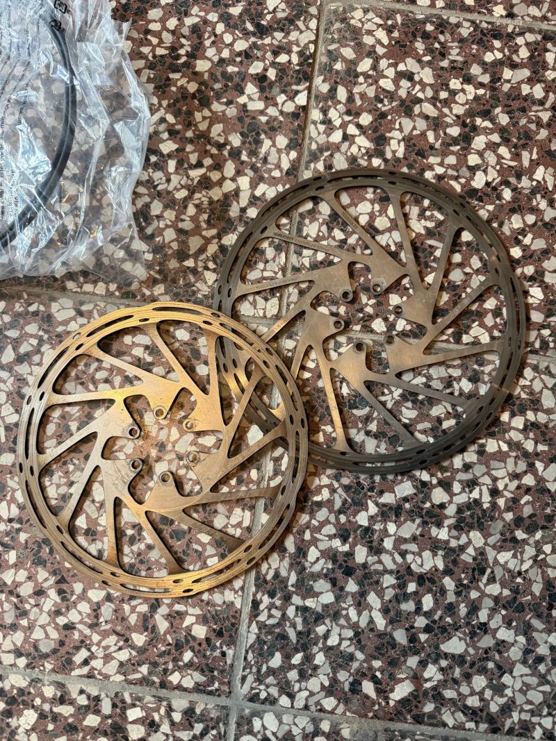 Sram Code SLV