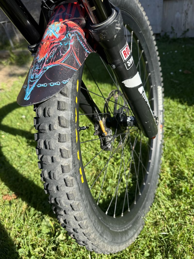 Trek Session