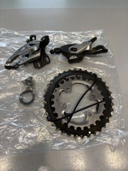 Set 2x11 Shimano XT / SLX – přesmykač, řazení, převodníky 36/26