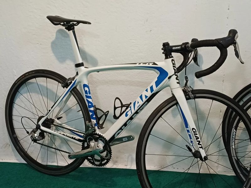 Giant TCR Composite 3 Compact velikost M