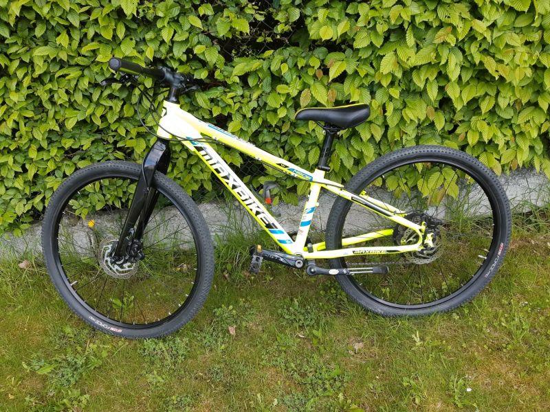 Maxbike: rám 13", kola 26"