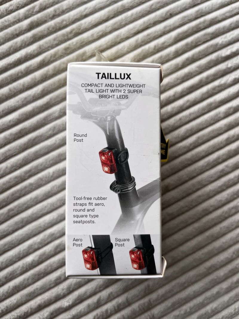 TOPEAK SVĚTLO TAILLUX 30 USB ČERVENÁ