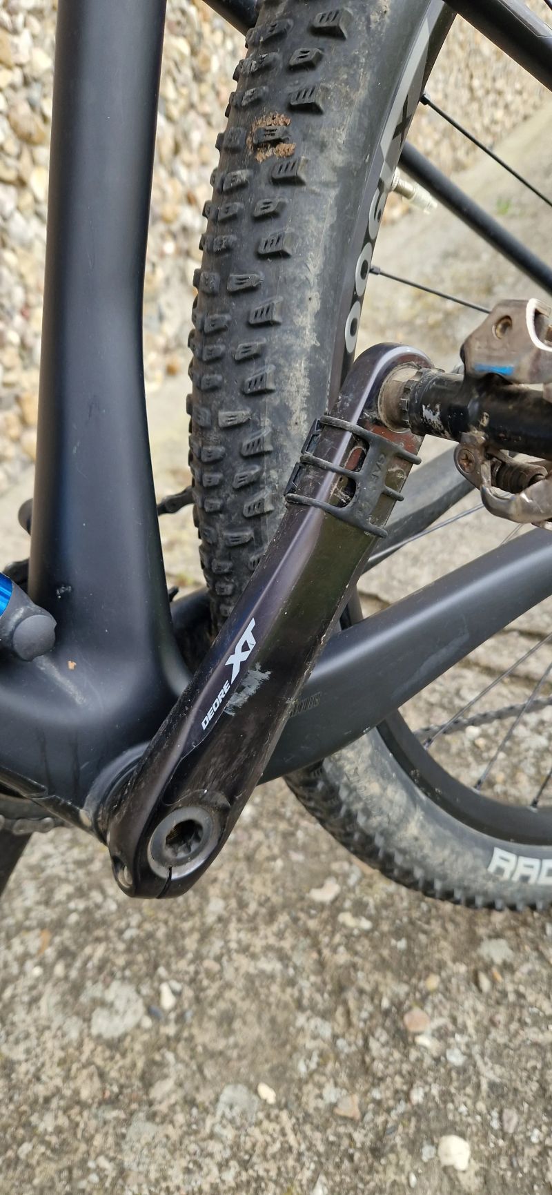 SUPERIOR XP 979 Karbon / DT swiss / XT brzdy + měnič / SLX 12s / 29" / vel. 15,5" (S)