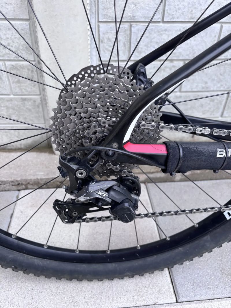 BMC Teamelite 02 – karbonový XC hardtail