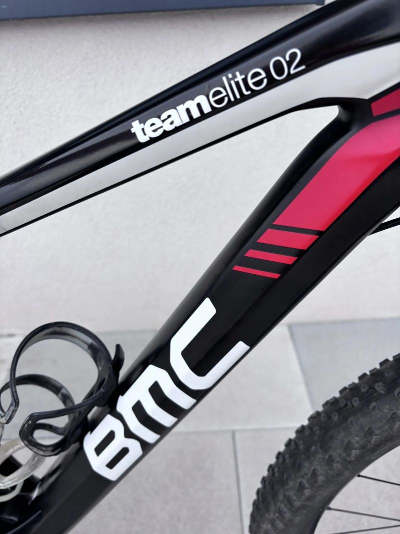 BMC Teamelite 02 – karbonový XC hardtail