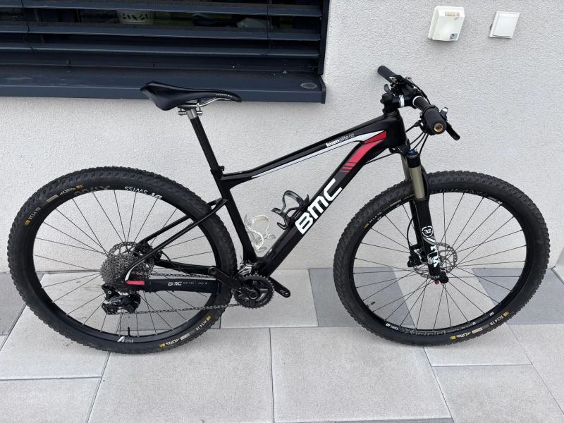 BMC Teamelite 02 – karbonový XC hardtail